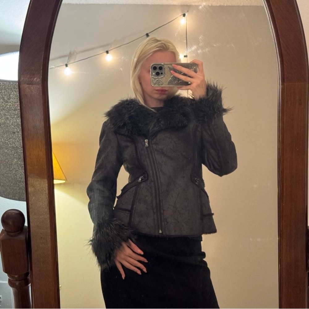 Guess Y2K Black Faux Fur Teddy Jacket